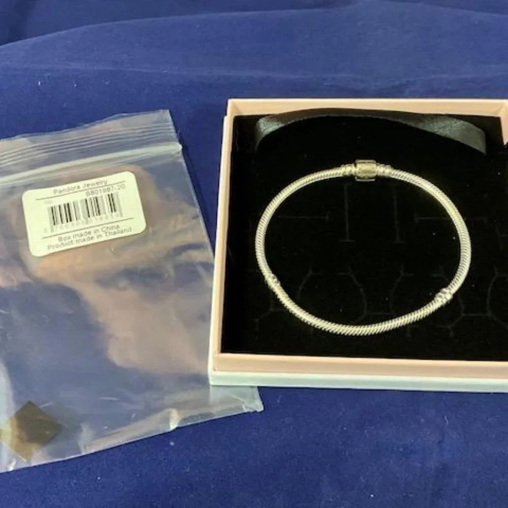 NWT Pandora Moments Barrel Clasp Snake Chain Bracelet 20cm - Picture 5 of 9